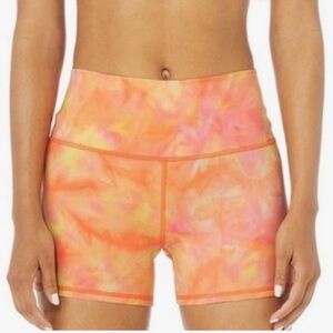 ALO Yoga Women's high waist Airbrush Shorts - summer sunset